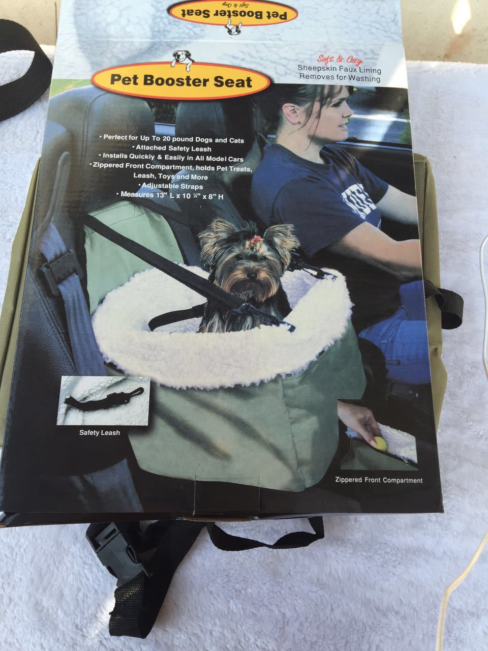 KFX-8256829 Breathable Pet Carrier Bag for Travel - Zipper Options Available in Beige and Green