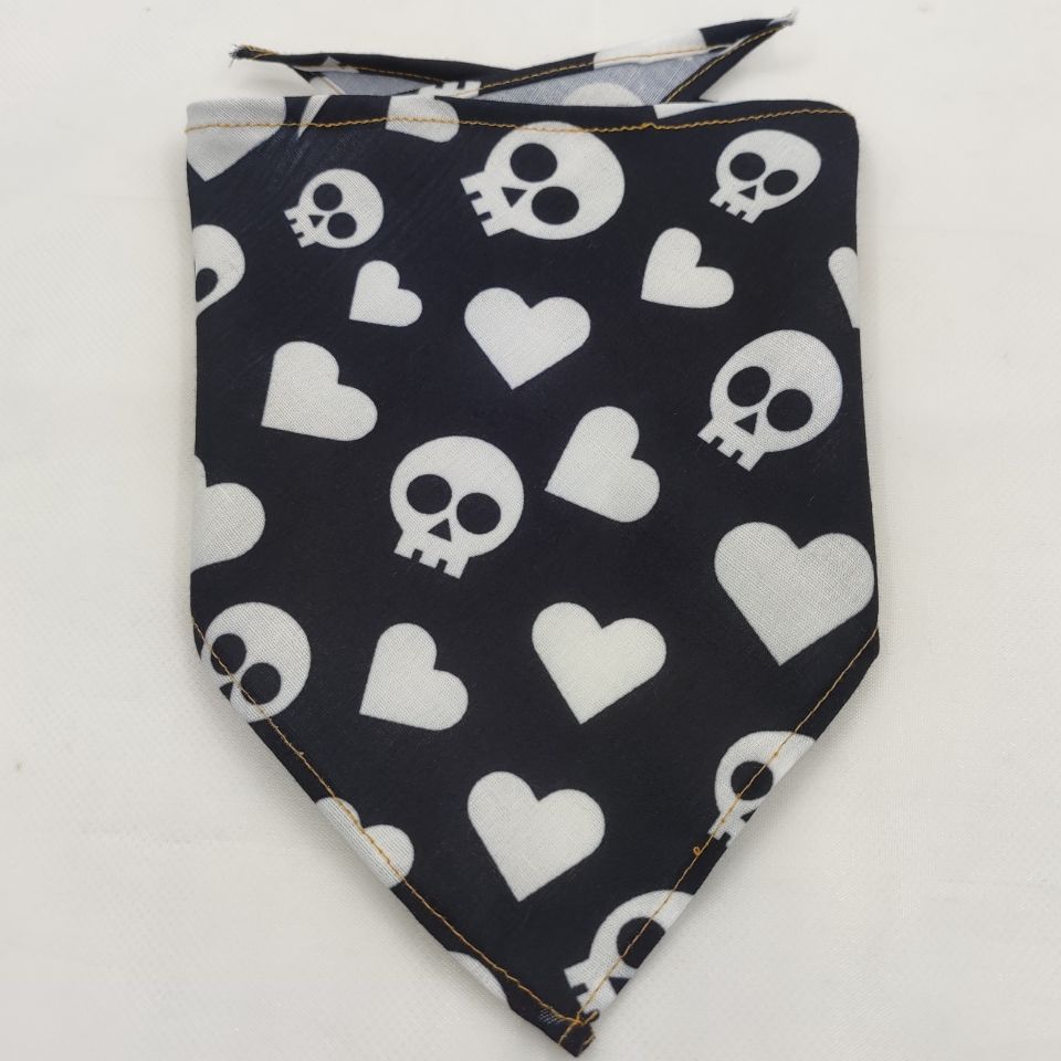 KFX-8271677 Pet Triangle Scarf Towel for Drool Cleanup - Soft Polyester Tie-Dye Design