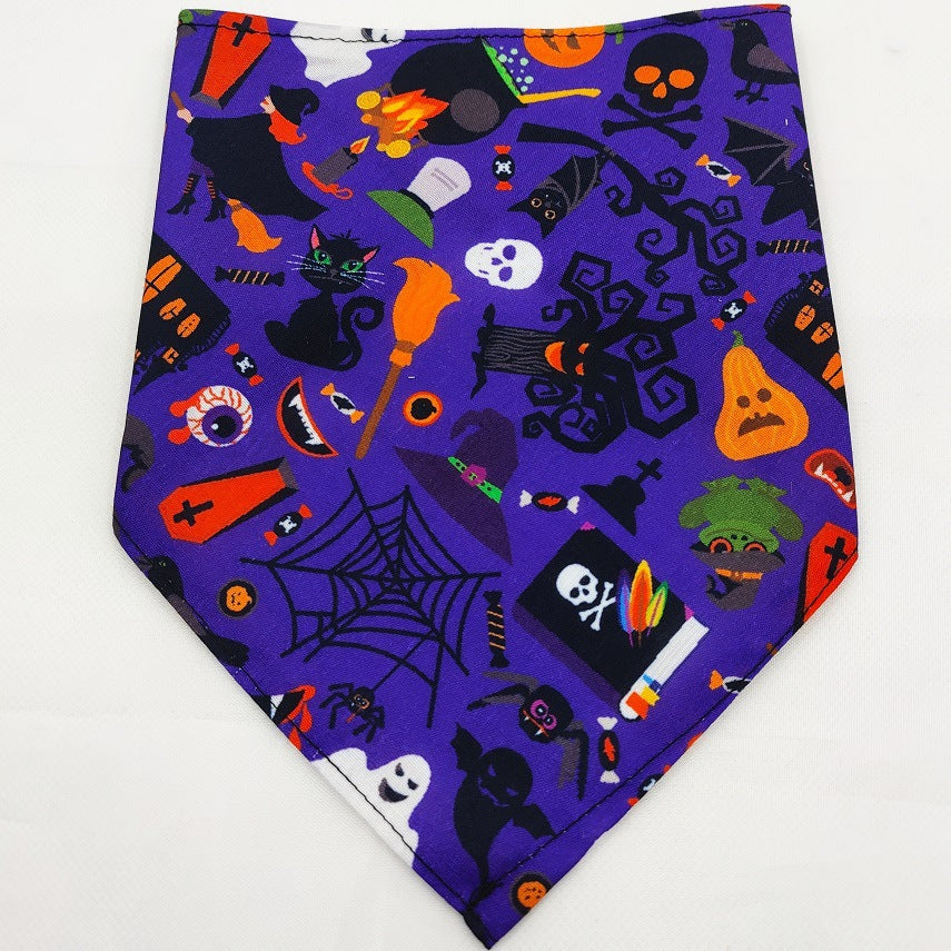 KFX-8271677 Pet Triangle Scarf Towel for Drool Cleanup - Soft Polyester Tie-Dye Design