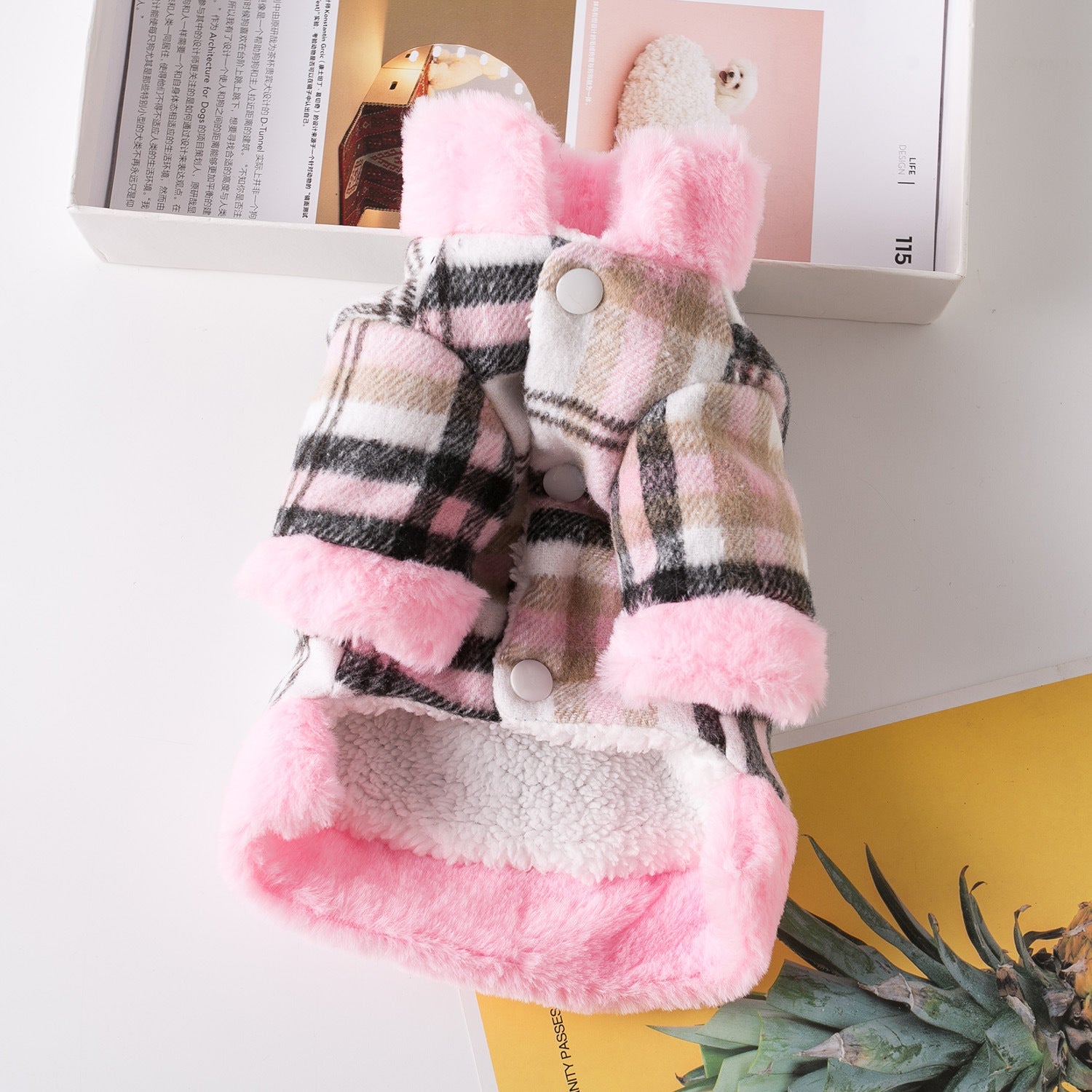 KFX-8279485 Thickened Casual Pet Dog Apparel for Autumn and Winter in Khaki and Pink
