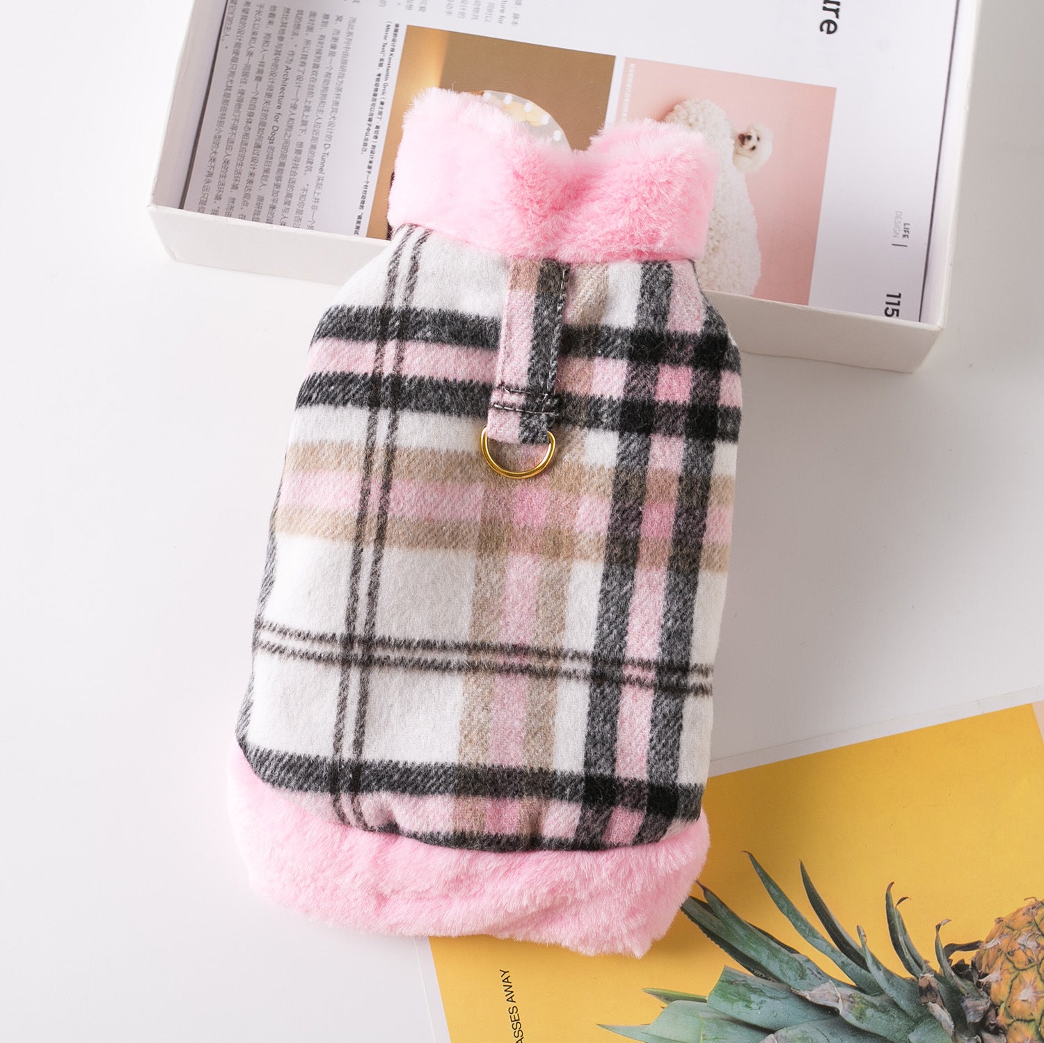 KFX-8279485 Thickened Casual Pet Dog Apparel for Autumn and Winter in Khaki and Pink