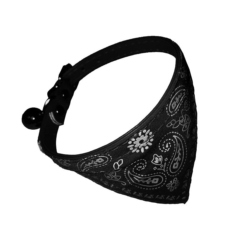 KFX-8331837 Adjustable Floral PU Collar and Burp Cloth Set for Small Dogs