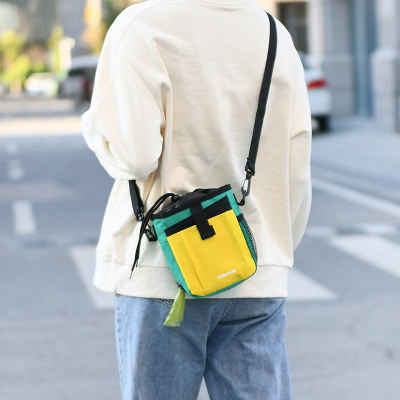 KFX-8341821 Large Capacity Outdoor Dog Training Snack Bag - Medium Soft Polyester in Khaki, Army Green, Yellow
