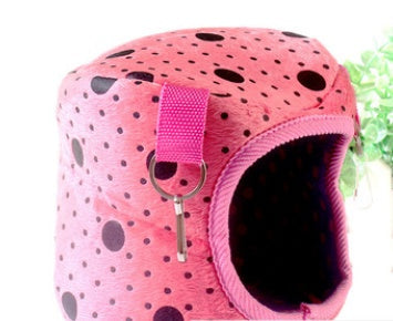 KFX-8349373 Cotton Nest for Small Animals - Cozy Winter Sleeping House for Hamsters, Rabbits, Squirrels, and More