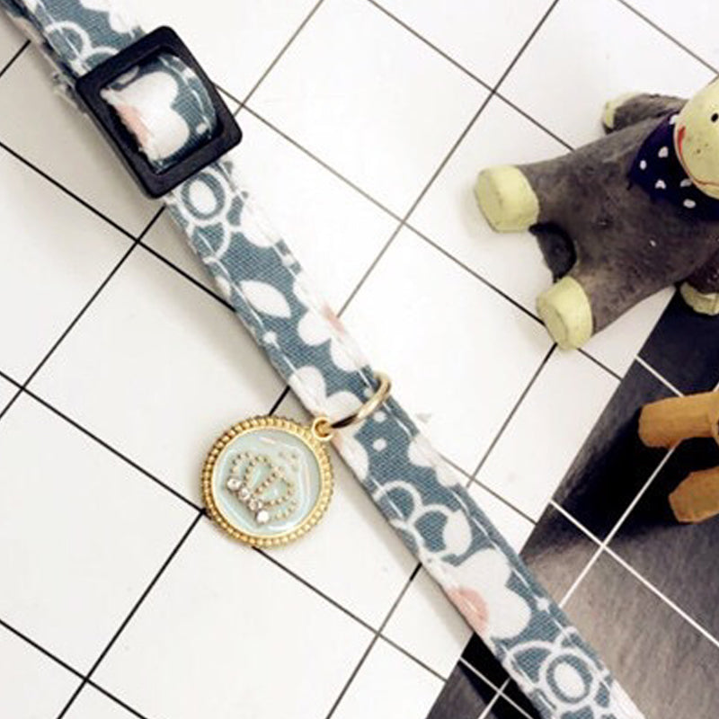 KFX-8505405 Pet Floral Collar for Cats, Dogs, and Rabbits - Lightly Adjustable, Multiple Sizes Available