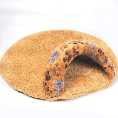 KFX-8542013 Cozy Cat Sleeping Bag with Paw Print Design – Small and Large Sizes Available