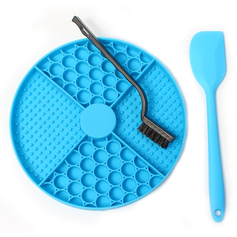 KFX-8551485 Silicone Pet Licking Mat in Round Design - Available in Gray, Blue, and Red