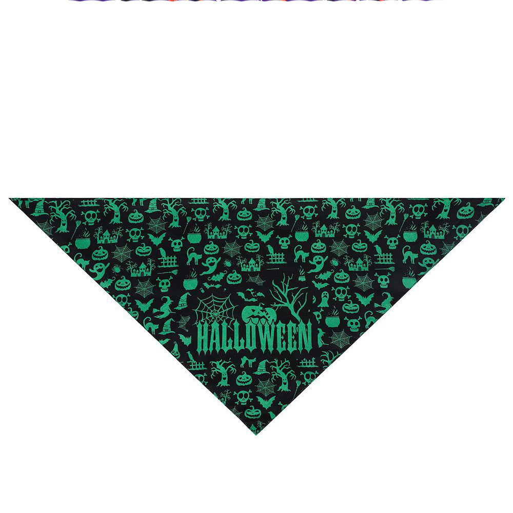 KFX-8560829 Halloween Pet Triangle Scarf - Polyester Saliva Towel, 70x48x48cm, Various Styles
