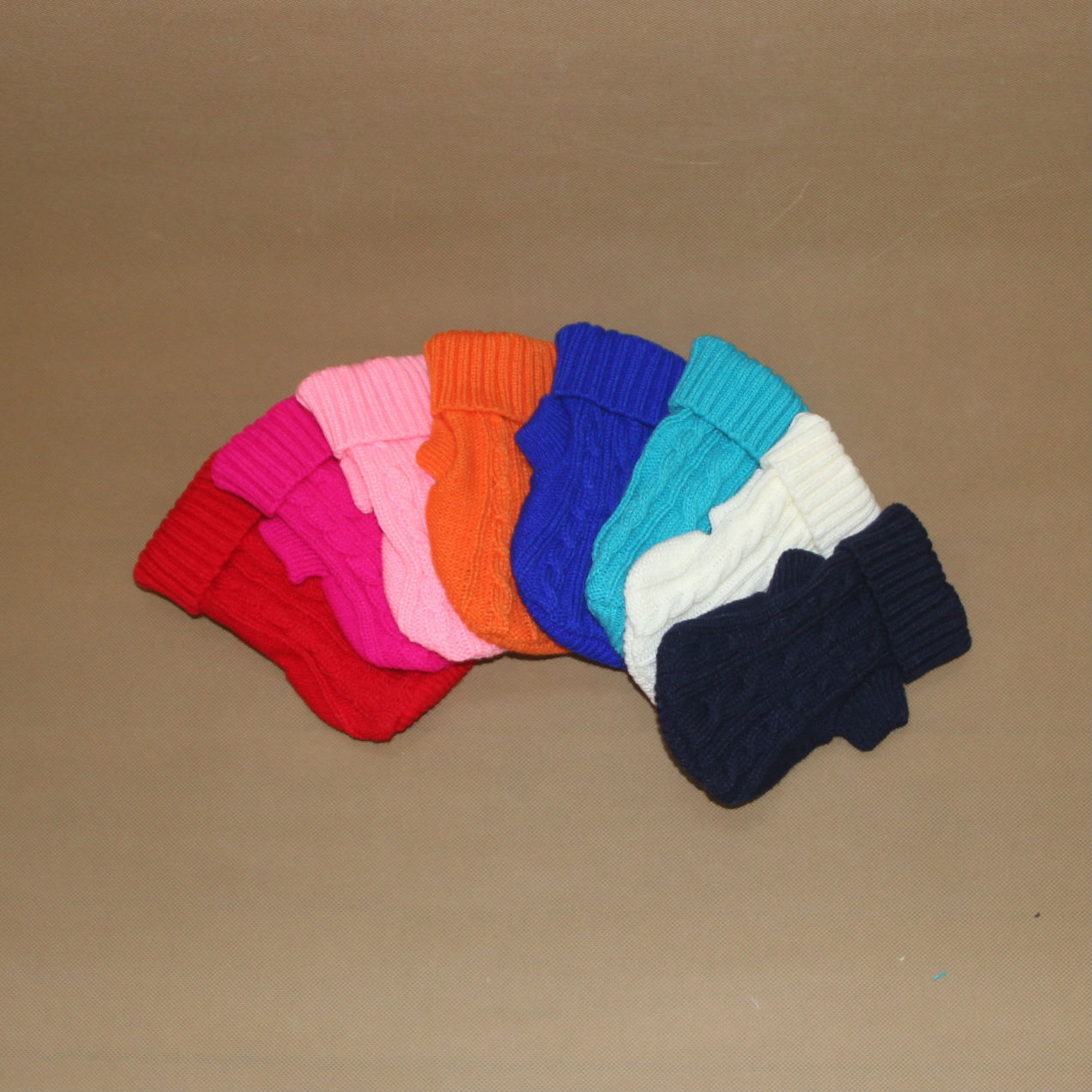 KFX-8671037 Knitted Wool Dog Sweater with Fabric Buttons - Warm and Stylish for Pets