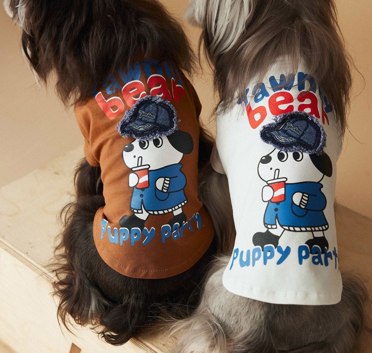 KFX-8717117 Cute Printed Dog T-shirt for Spring and Summer - Casual Polyester Pet Clothing in Coffee and White