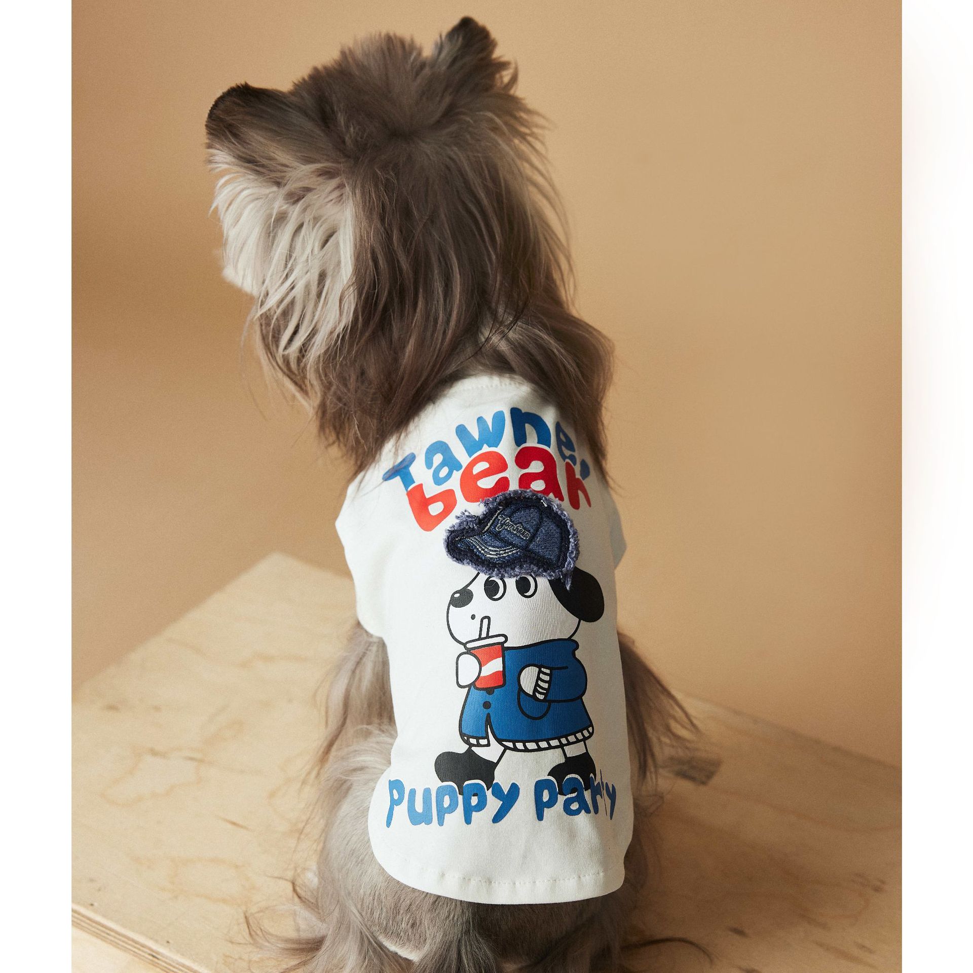 KFX-8717117 Cute Printed Dog T-shirt for Spring and Summer - Casual Polyester Pet Clothing in Coffee and White