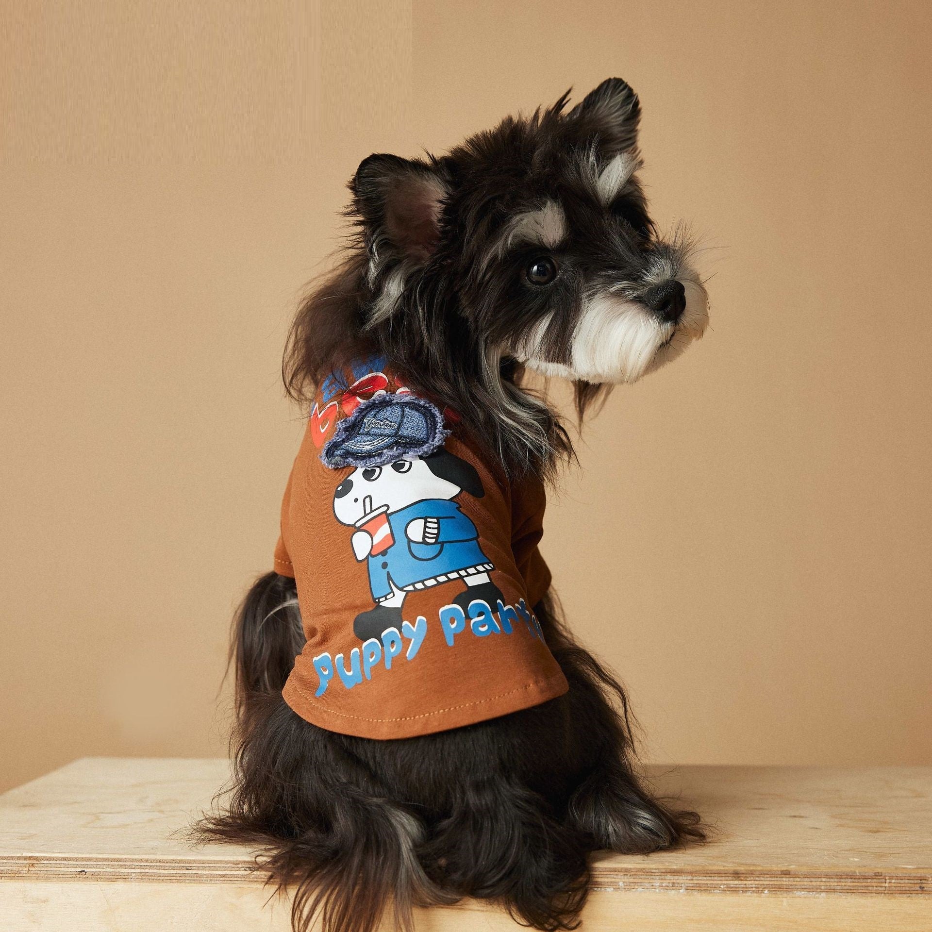 KFX-8717117 Cute Printed Dog T-shirt for Spring and Summer - Casual Polyester Pet Clothing in Coffee and White