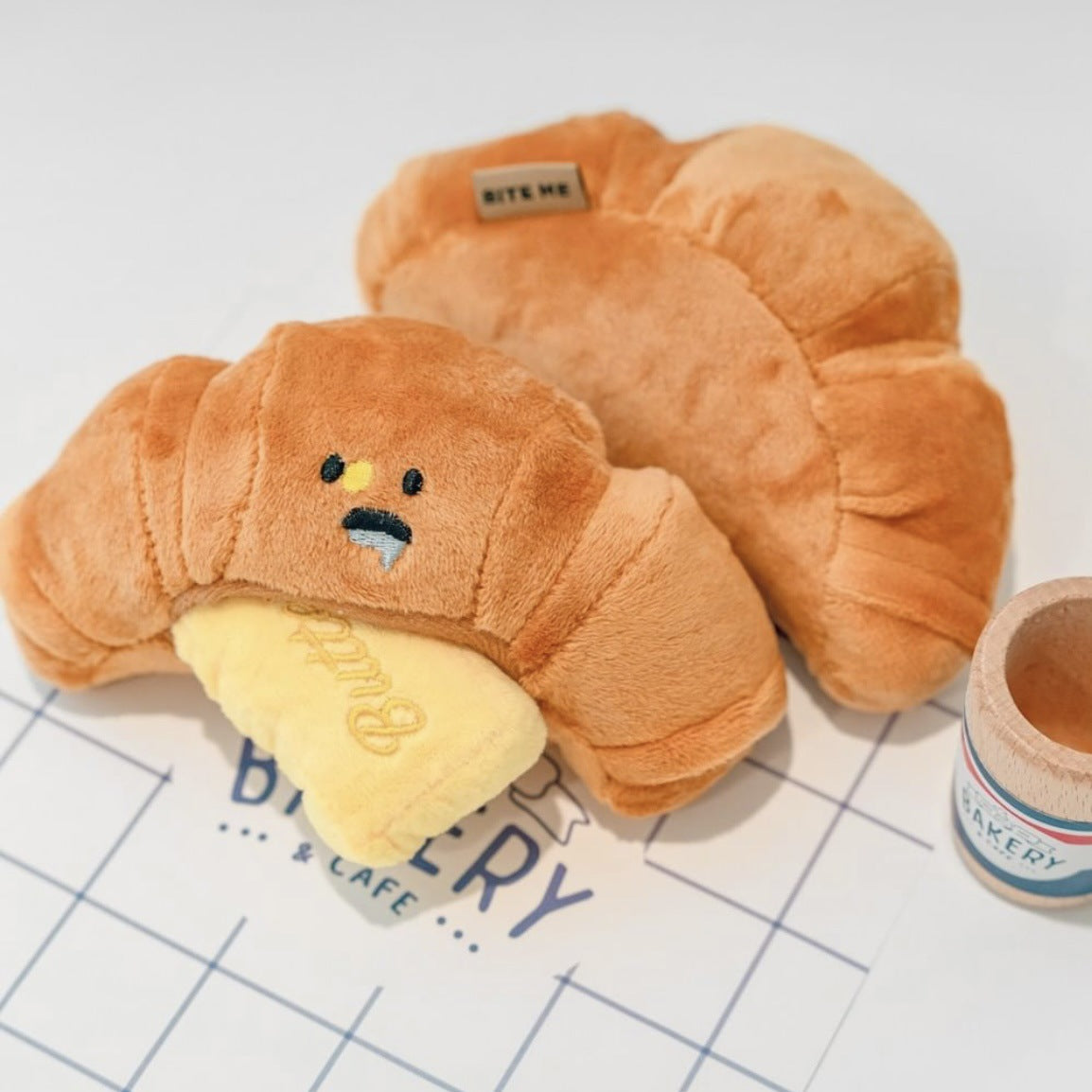 KFX-8732477 Plush Butter Croissant Pet Toy with Sound for Dogs