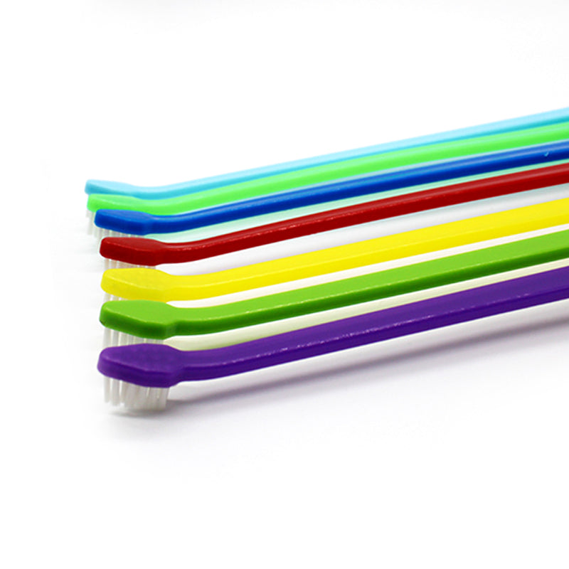 KFX-8751933 Nylon Bristle Dog Toothbrush with Plastic Handle and Paw Print Design