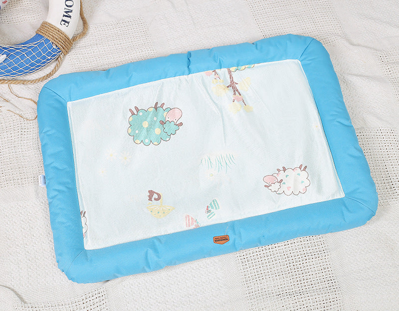 KFX-8904253 Cozy Pet Mat for Cats and Dogs - Soft Cloth, Available in Gray, Pink, and Blue