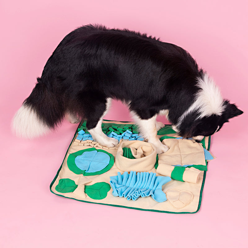 KFX-8942397 Interactive Snuffle Mat for Dogs - Nosework Feeding Blanket for Foraging and Enrichment| 60x60cm Polar Fleece