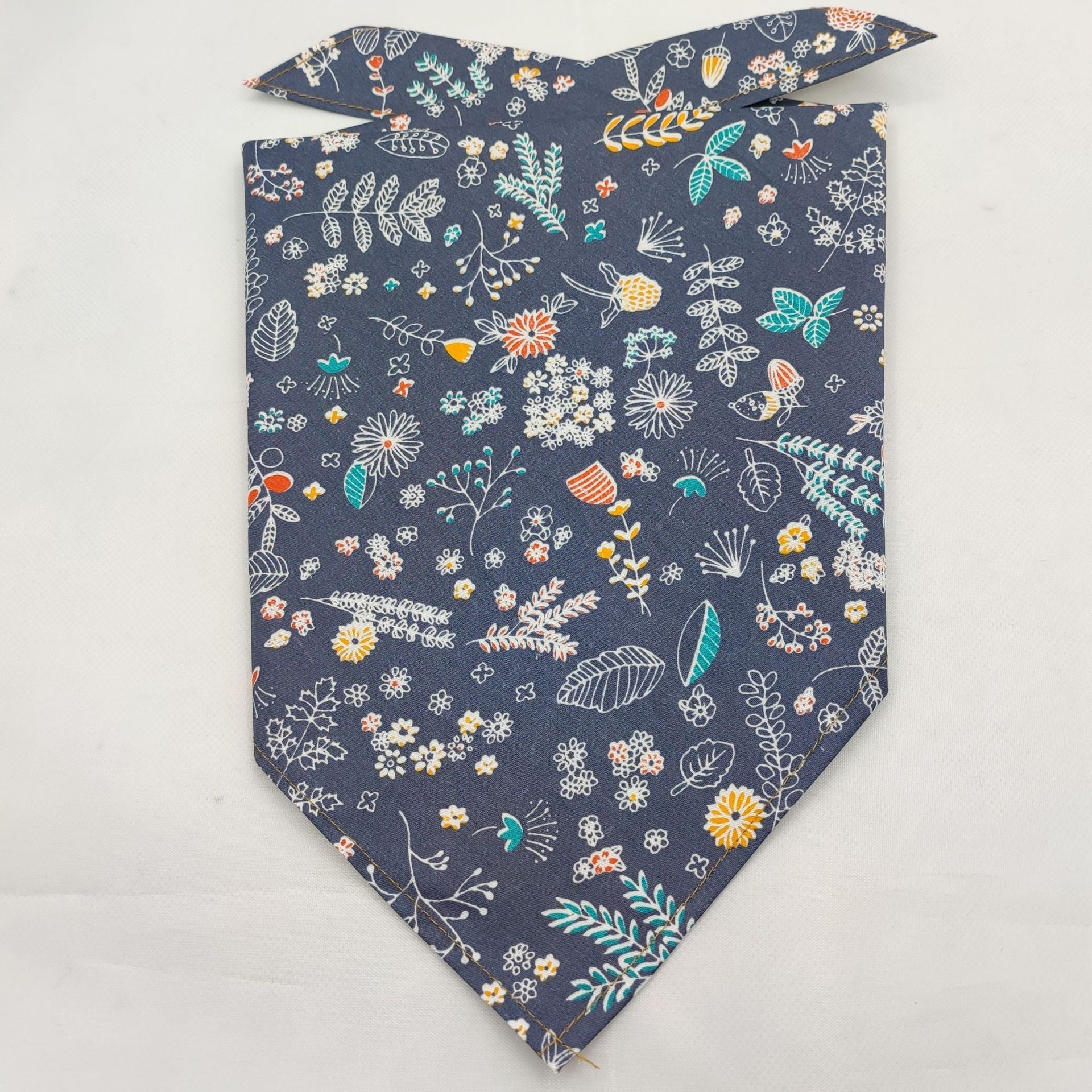 KFX-8954045 Fruit Green Leaf Cotton Pet Scarf and Drool Towel for Small to Large Dogs and Cats