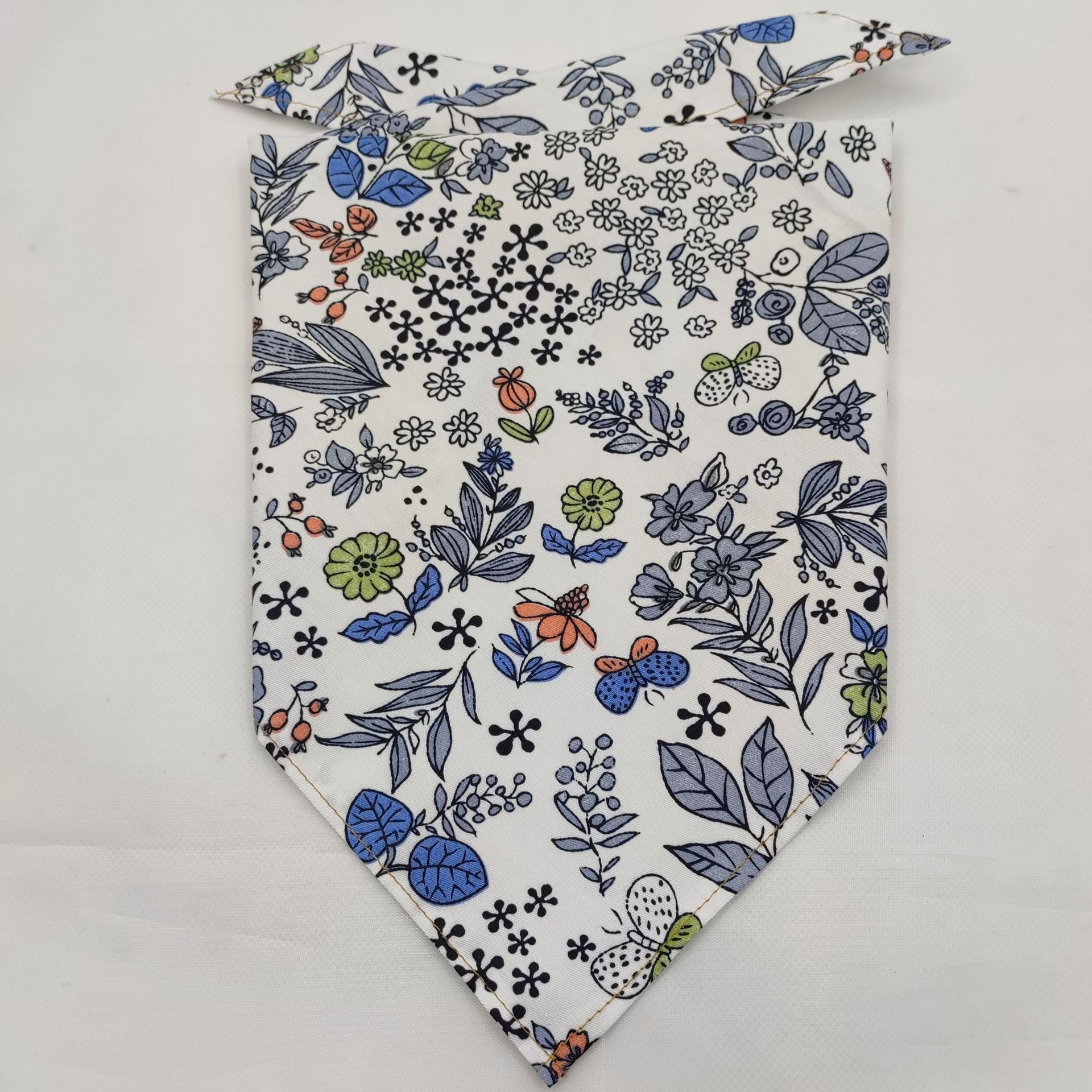 KFX-8954045 Fruit Green Leaf Cotton Pet Scarf and Drool Towel for Small to Large Dogs and Cats