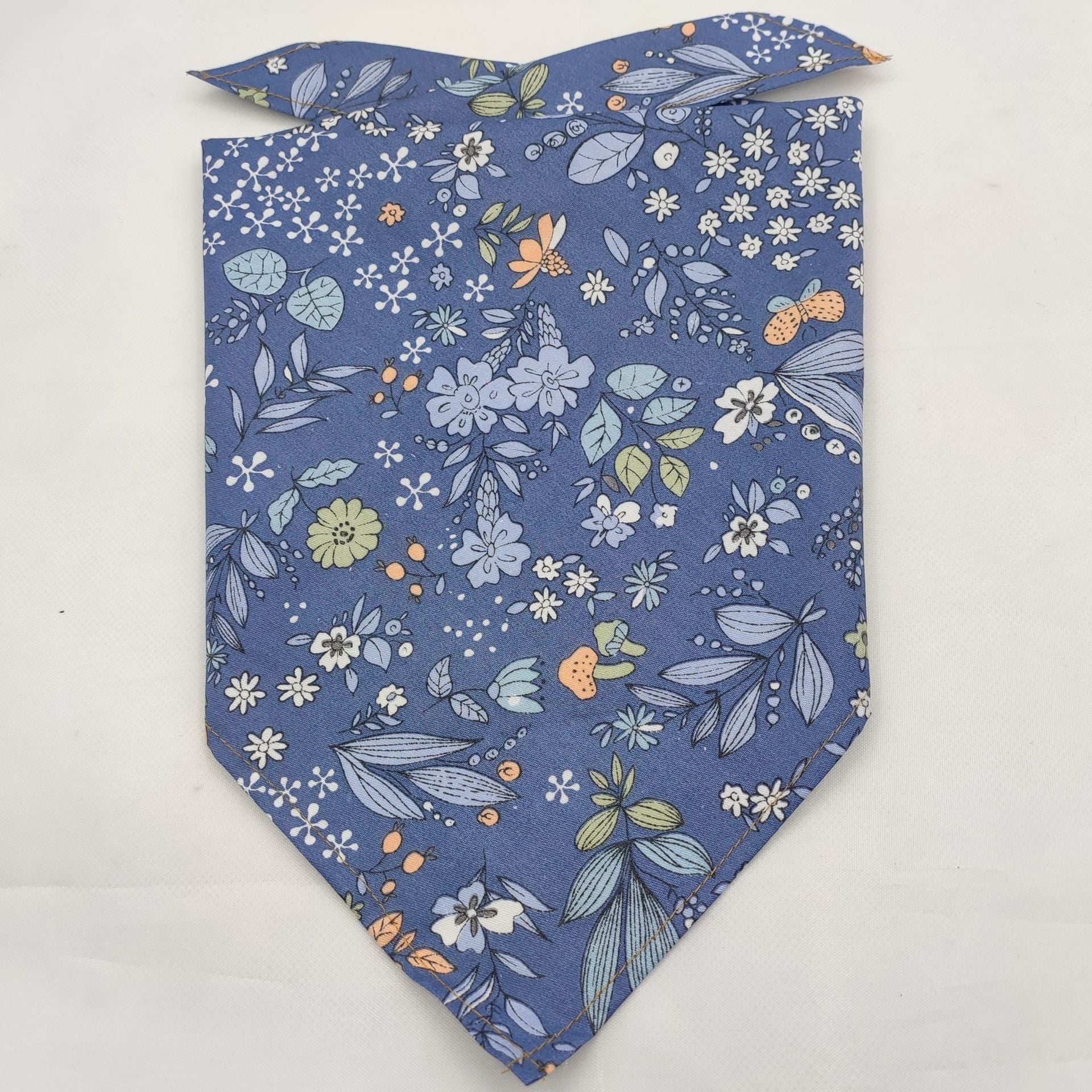 KFX-8954045 Fruit Green Leaf Cotton Pet Scarf and Drool Towel for Small to Large Dogs and Cats