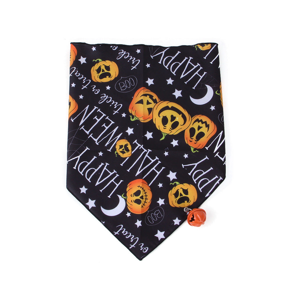 KFX-9019581 Halloween Print Triangle Towel for Dogs and Cats – Polyester Material with Fun Designs