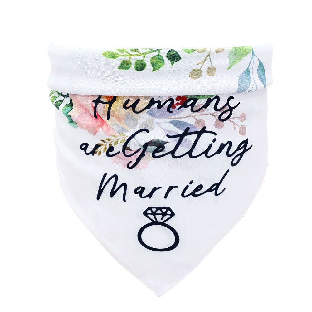 KFX-9025341 White Letter Pattern Scarf for Dogs - Polyester Neck Size 25-48CM, Suitable for All Seasons and Special Occasions