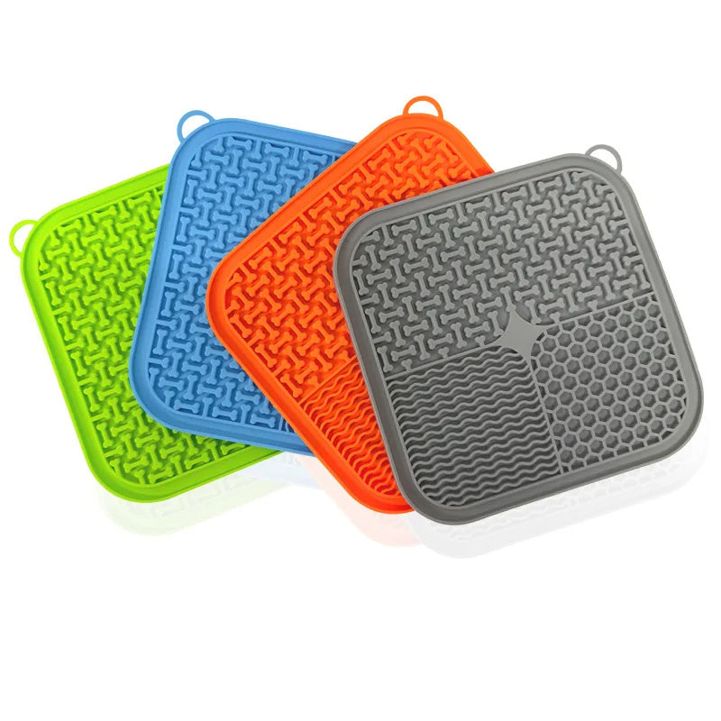 KFX-9036733 Premium Slow Feeder Dog Licking Mat with Suction Cups for Anxiety Relief and Pet Engagement