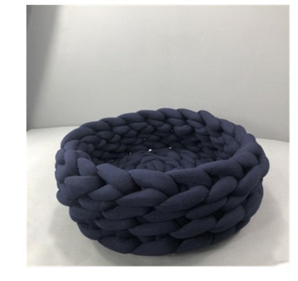 KFX-9081789 Cozy Hand-Woven Pet Bed with Quilted Surface - Machine Washable Cotton for Dogs and Cats