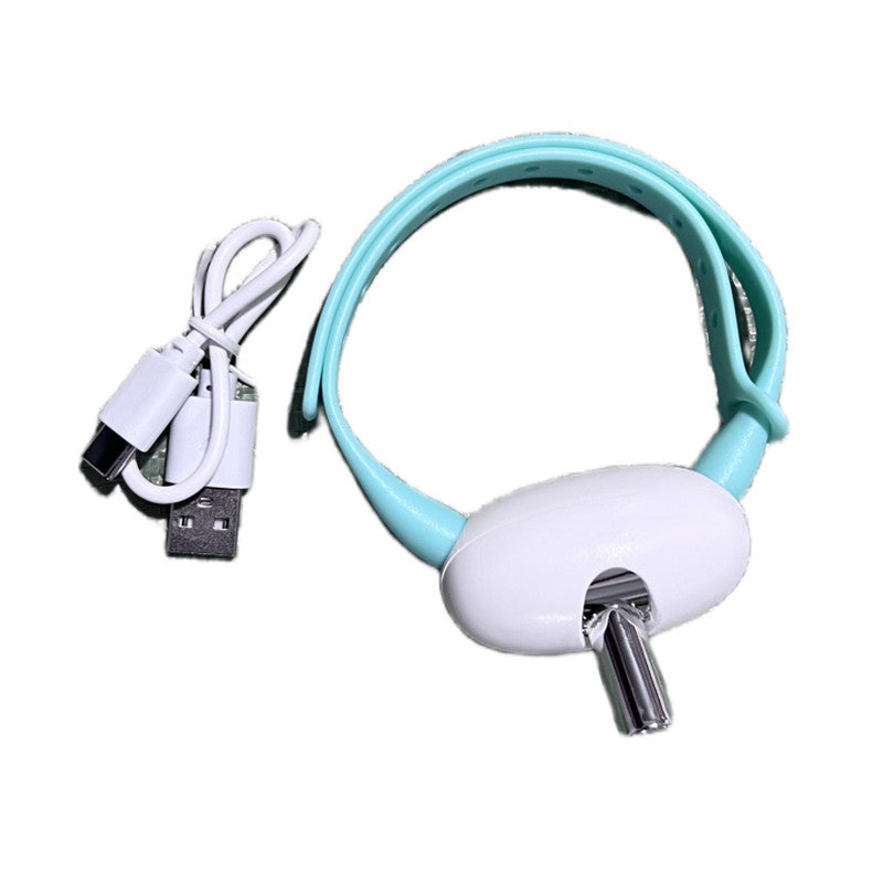 KFX-9085501 Smart Laser Cat Collar Interactive USB Rechargeable Hands-Free Teasing Toy for Kittens and Cats