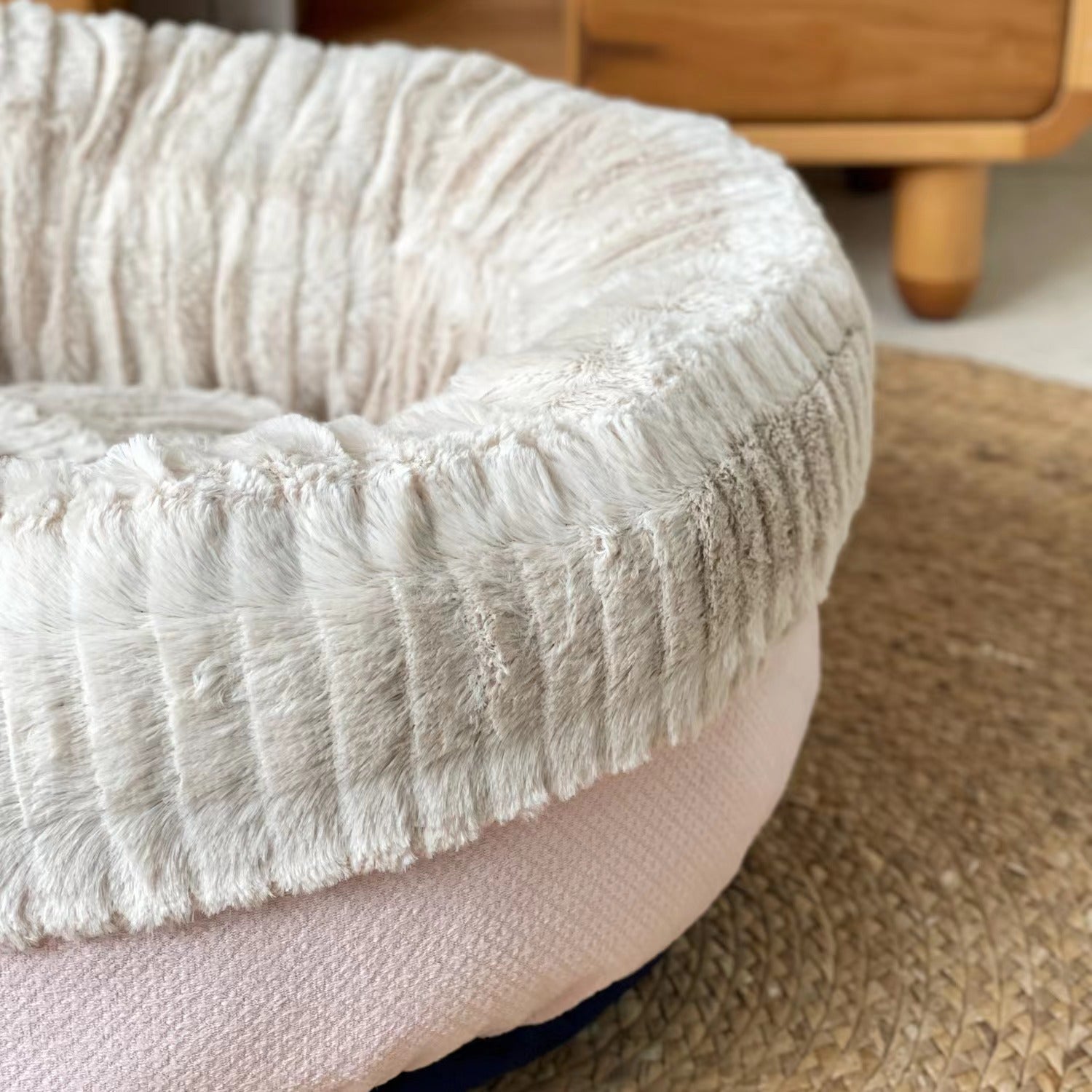 KFX-9099069 Soft and Thickened Warm Dog Kennel in Pink, Blue, Orange, and Gray