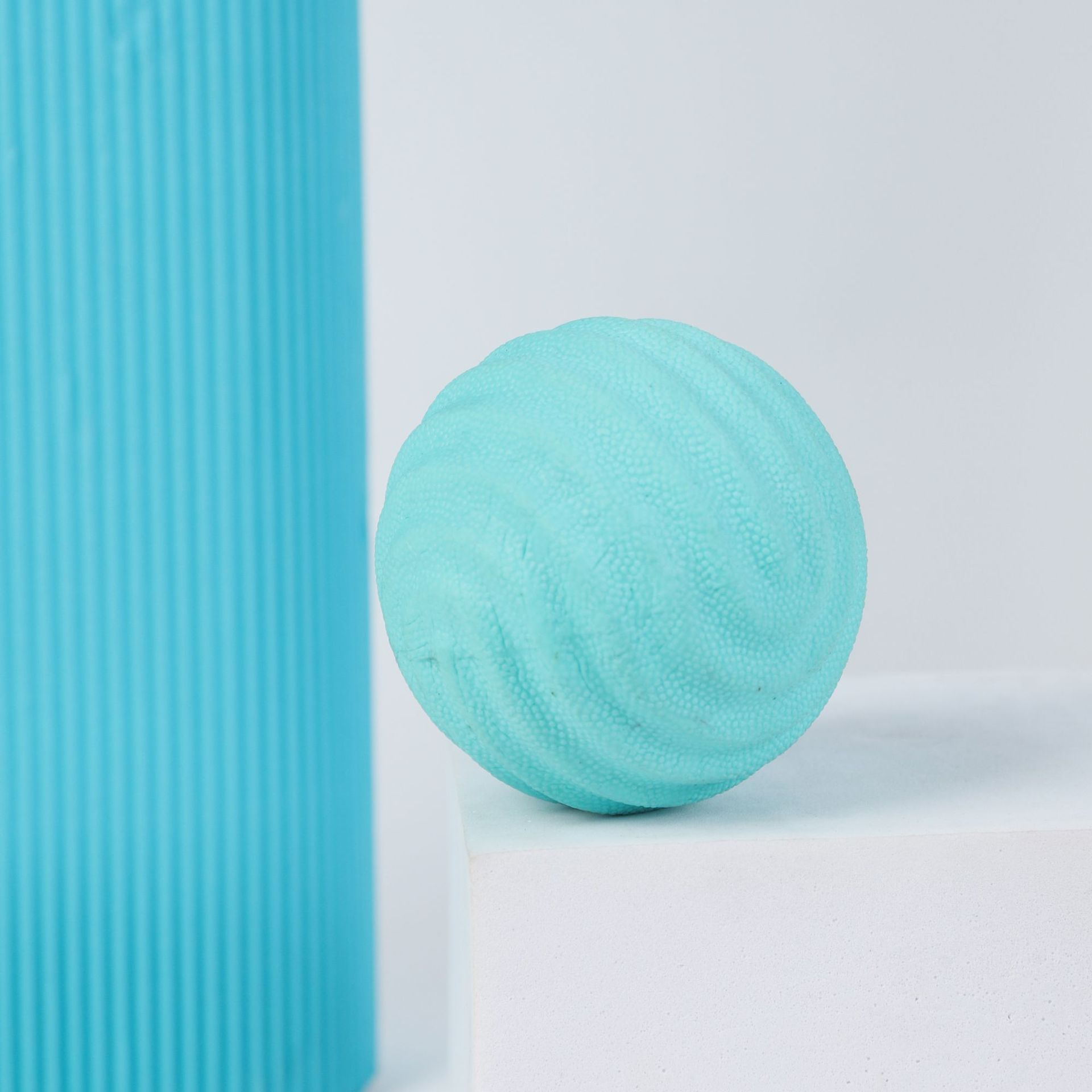 KFX-9118909 Durable Elastic Rubber Training Ball for Large Dogs - Molar TPR Toy for Chewing and Fetching