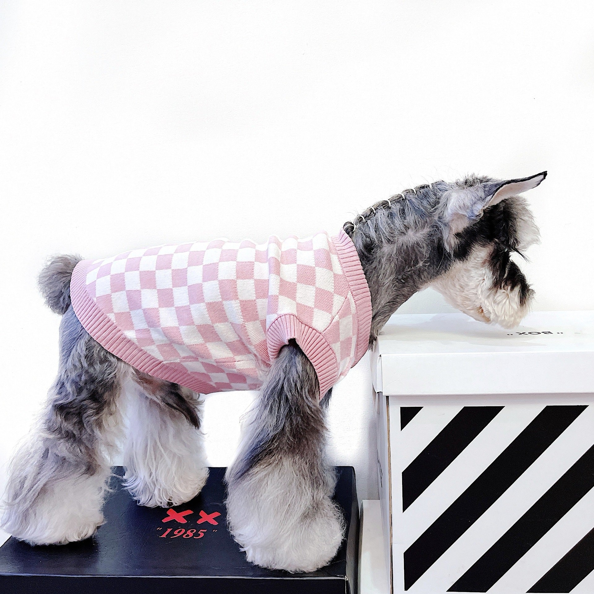 KFX-9124029 Cute Pink Checkerboard Wool Vest for Pets - Stylish & Comfy Pet Sweater in Sizes S-XXL