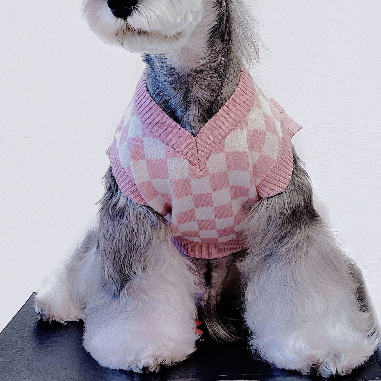 KFX-9124029 Cute Pink Checkerboard Wool Vest for Pets - Stylish & Comfy Pet Sweater in Sizes S-XXL
