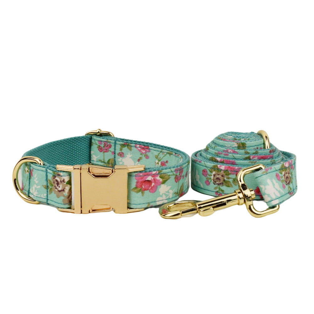 KFX-9139517 Rose Dog Collar Set with Green Background, Detachable Bow and Leash