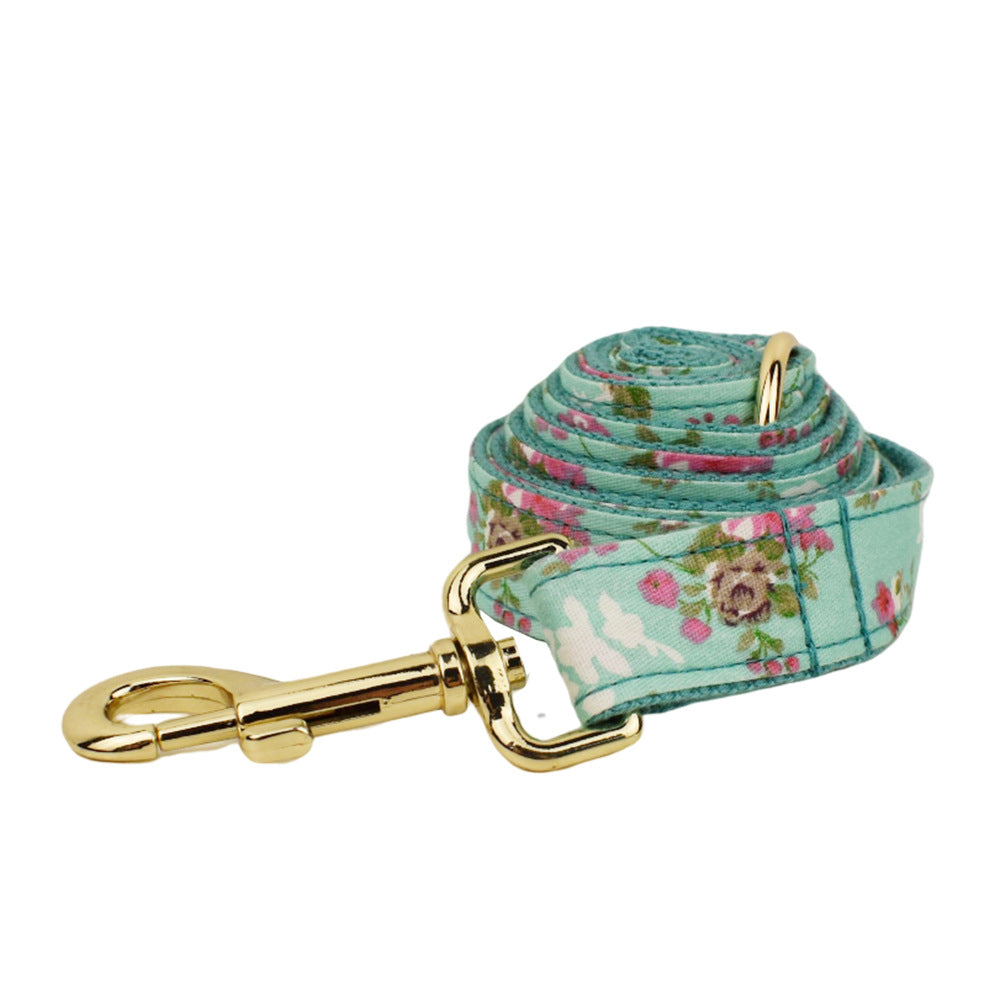 KFX-9139517 Rose Dog Collar Set with Green Background, Detachable Bow and Leash
