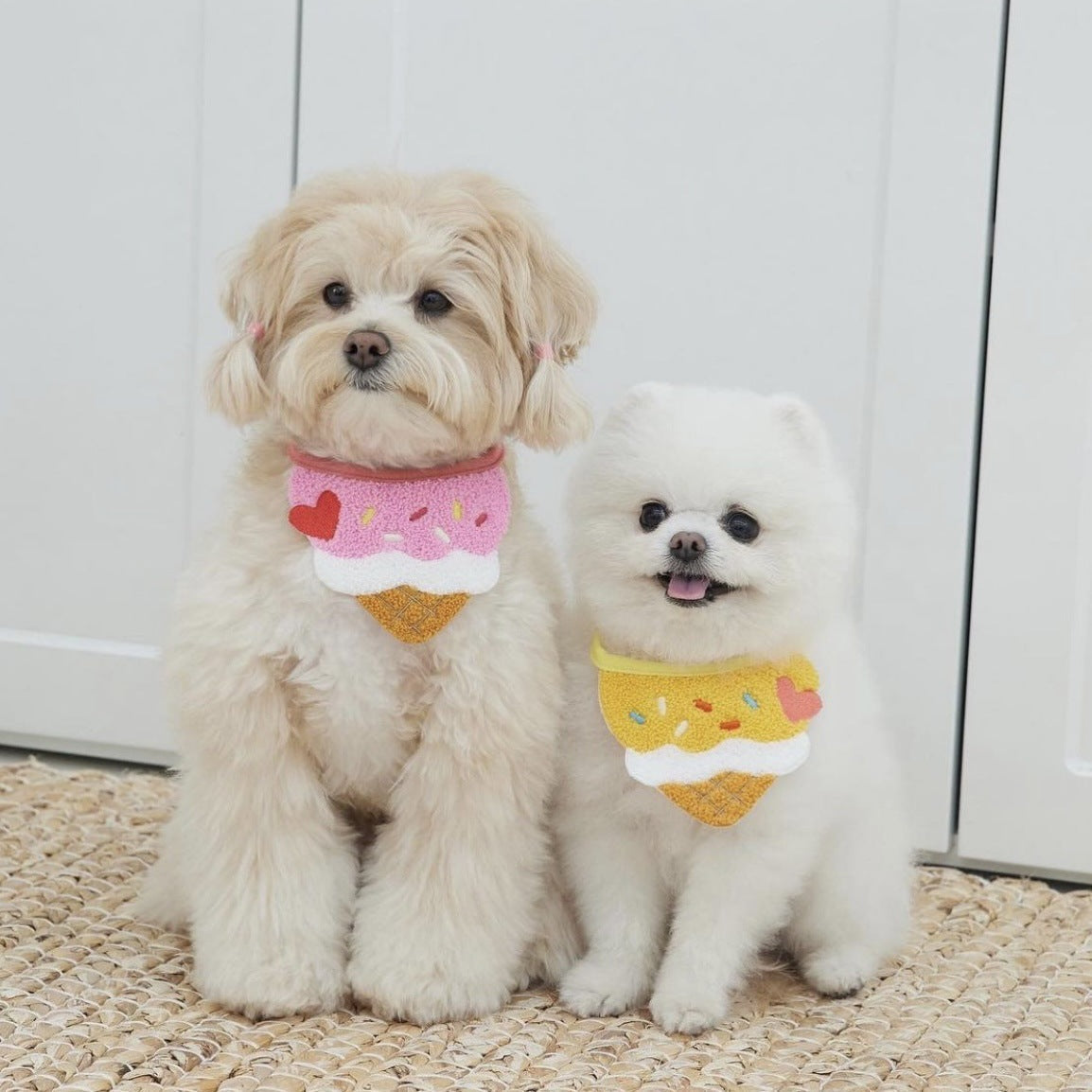 KFX-9248957 Cute Cartoon Ice Cream Pet Bib - Saliva Towel for Dogs and Cats, Adjustable 80cm Length, Pink & Yellow Colors