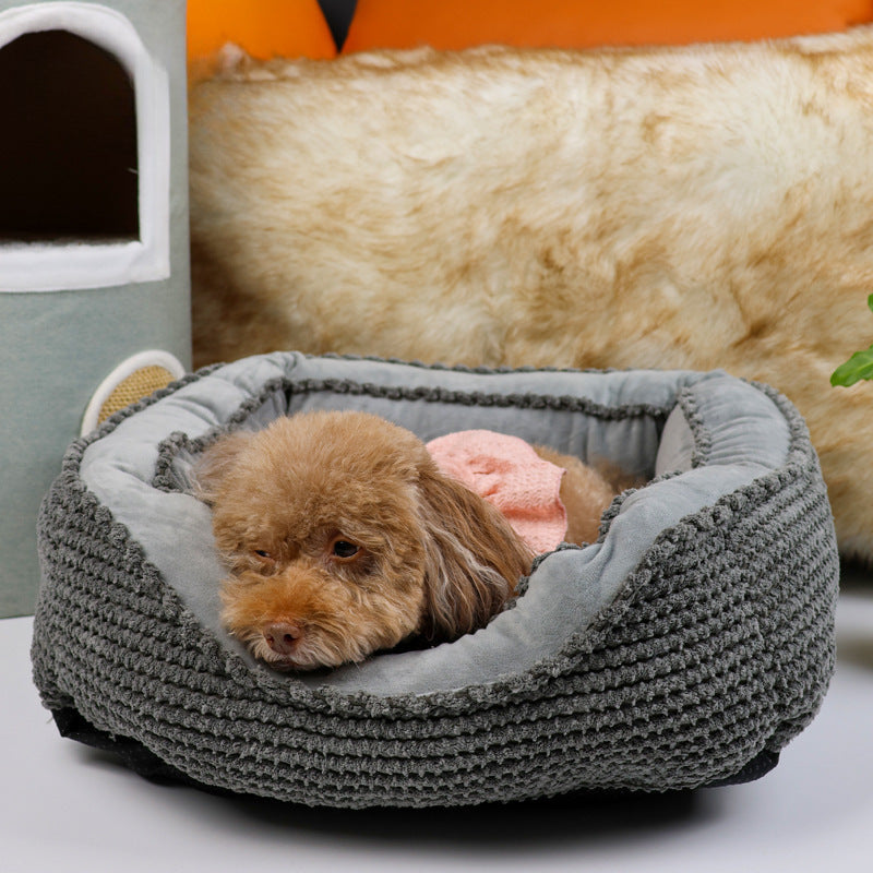 KFX-9257149 Plush Faux Fur Dog Crate Bed for Medium Dogs - Soft, Washable Mat with Non-Slip Bottom