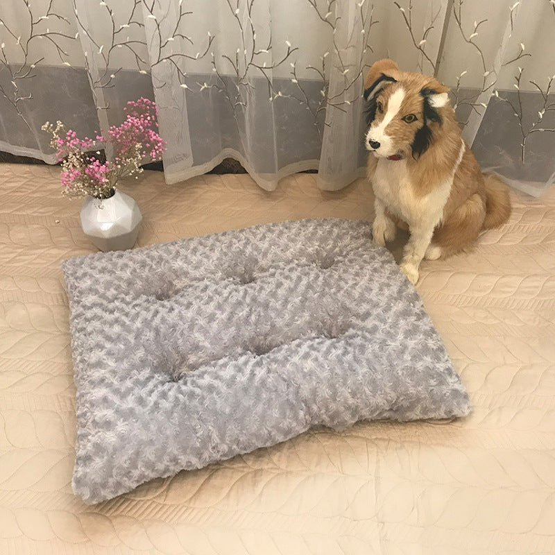 KFX-9264701 Plush Pet Mat for Cats and Dogs – Soft Cloth Bed in Apricot and Gray