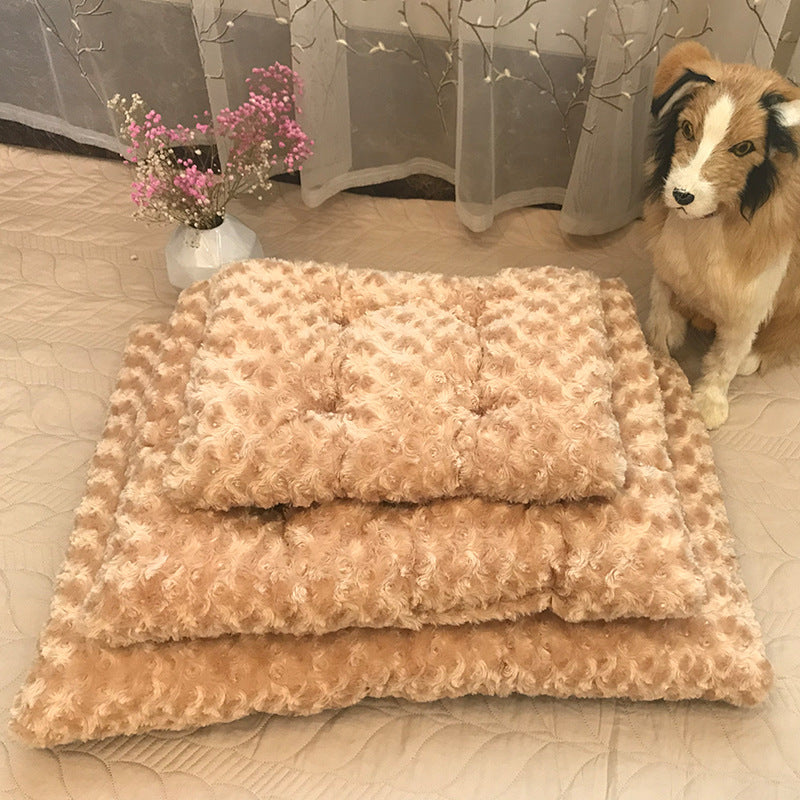 KFX-9264701 Plush Pet Mat for Cats and Dogs – Soft Cloth Bed in Apricot and Gray