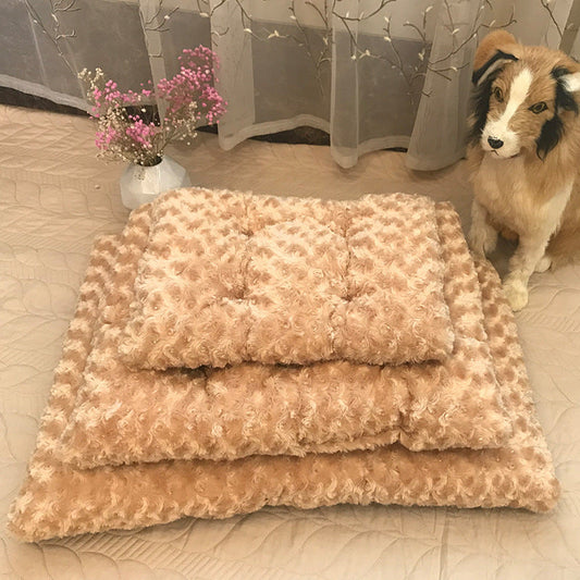 KFX-9264701 Plush Pet Mat for Cats and Dogs – Soft Cloth Bed in Apricot and Gray