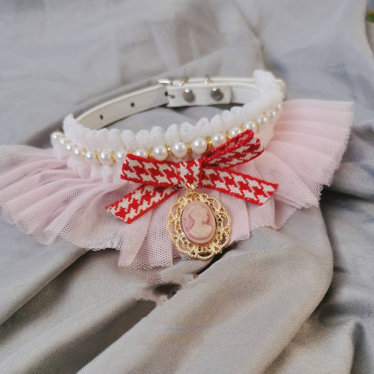 KFX-9264829 Fragrance Pearl Collar for Small Pets - XS to L Sizes Available