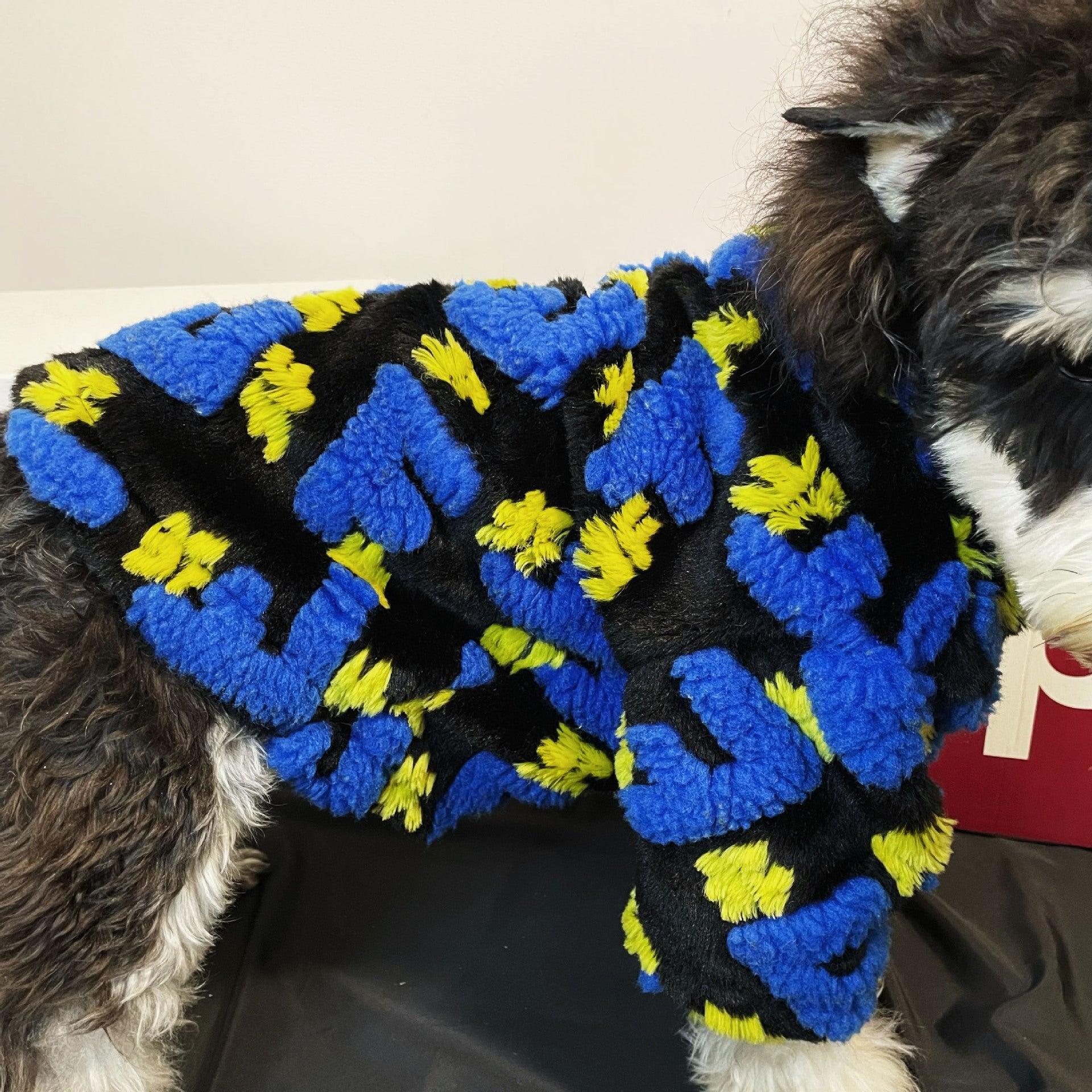 KFX-9307709 Lamb Jacquard Fleece Jacket for Pets in Black - Soft Velvet Material Available in Sizes S to XXL