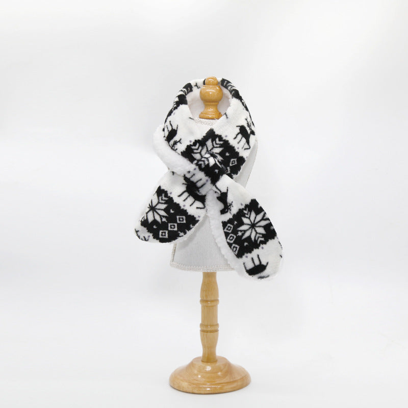 KFX-9346237 Cozy Coral Fleece Christmas Pet Scarf in Cartoon Patterns