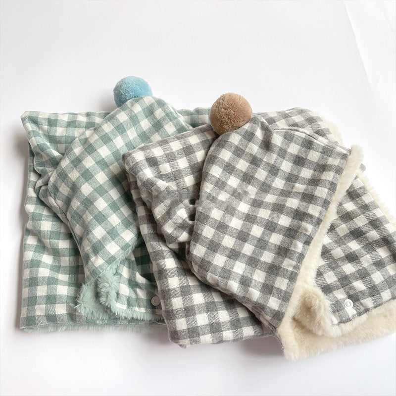 KFX-9371069 Cozy Cotton Pet Blanket for Cats – Green or Gray Checkered Cape, Sizes S/M/L