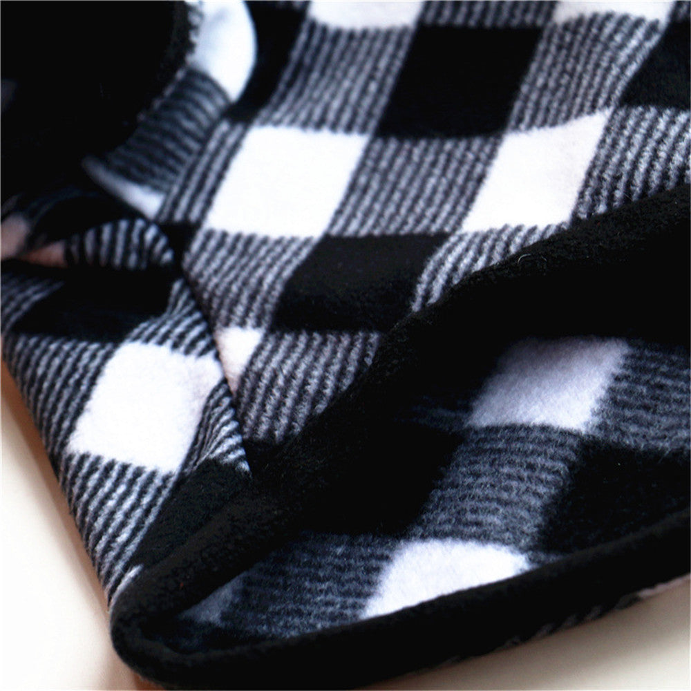 KFX-9371965 Cozy Black and White Polar Fleece Pet Jacket for Fall/Winter