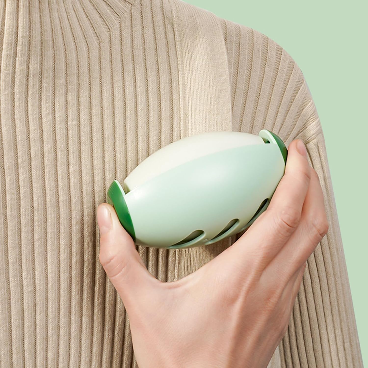 KFX-9549501 Portable Washable Reusable Gel Lint Roller Ball for Pet Hair and Lint Removal on Clothing, Rugs, and Furniture
