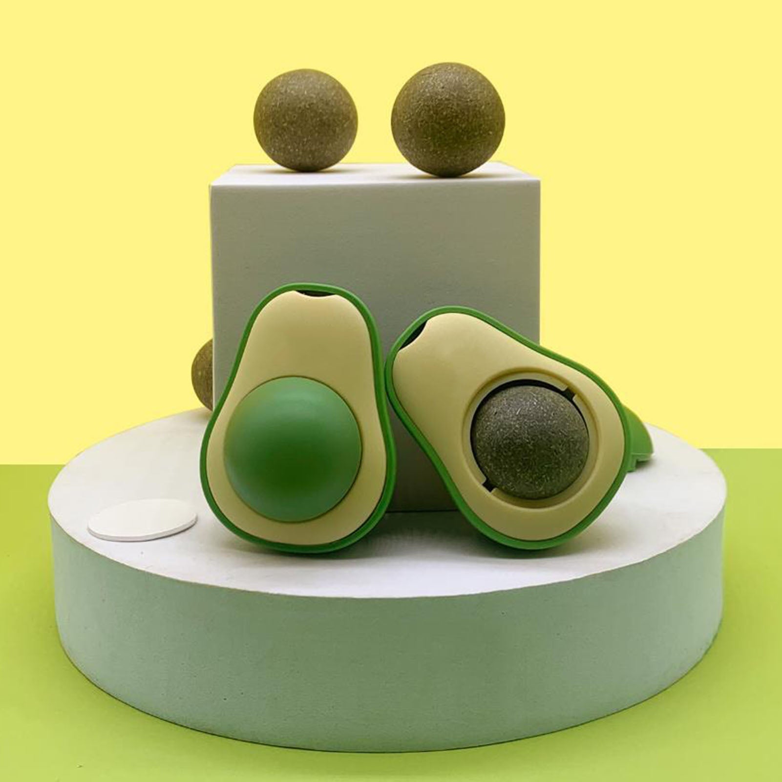 KFX-9576509 Avocado Shaped Catnip Ball Toy for Teeth Cleaning and Interactive Play