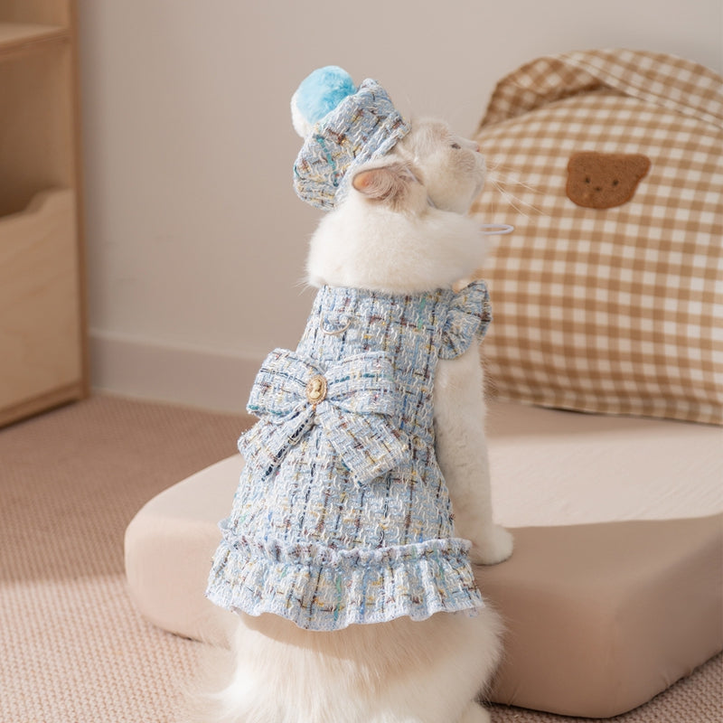 KFX-9595069 Cozy Wool Lined Dog Dress with Plush Bow and Knitted Cap for Autumn and Winter