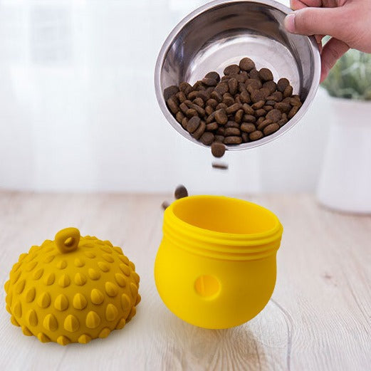 KFX-9635005 Dog Feeding Toy - Bite-Resistant Molar Food Leakage Ball in Four Colors