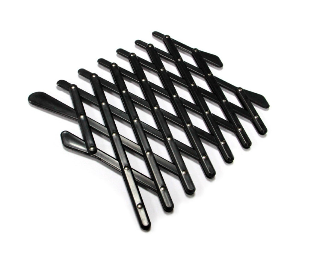 KFX-9696189 Universal Telescopic Pet Window Fence in Black - Durable Polypropylene, Easy Storage