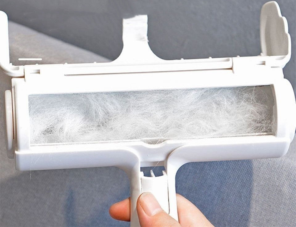 KFX-9711677 Pet Roller Cleaning Brush - White, Essential Tool for Effortless Pet Hair Removal